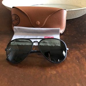 Ray-ban sunglasses liteforce aviators